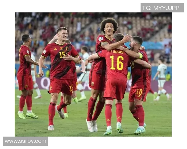 身高约一米八五的足球巨星如何在赛场上统治空中对抗与攻防节奏